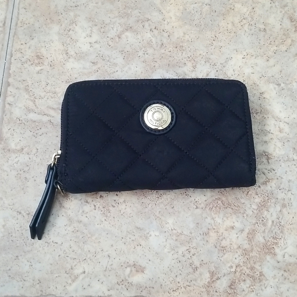 Tommy Hilfiger Quilted Clutch